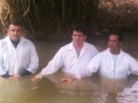 /album/deus-tem-nos-aben%c3%a7oado-%21%21%21/batismo-jpg/